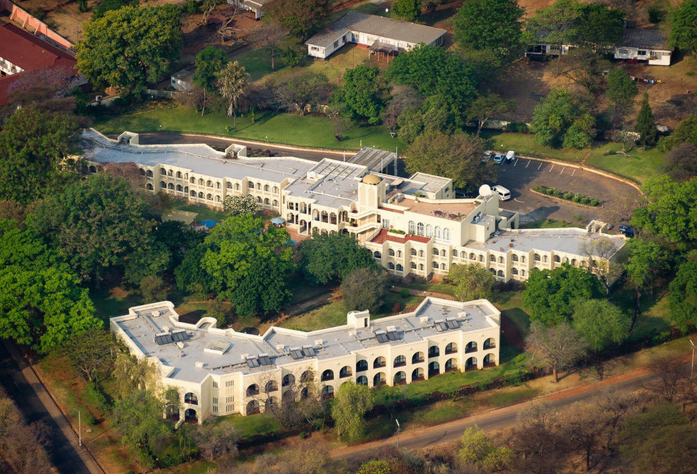 Victoria Falls Rainbow Hotel Exteriör bild