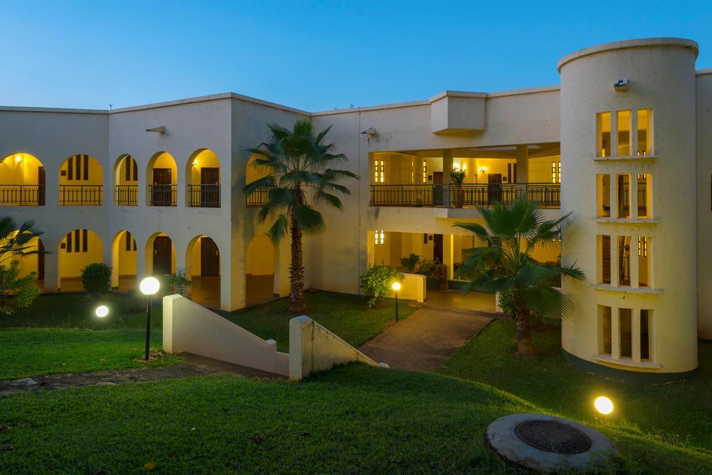 Victoria Falls Rainbow Hotel Exteriör bild